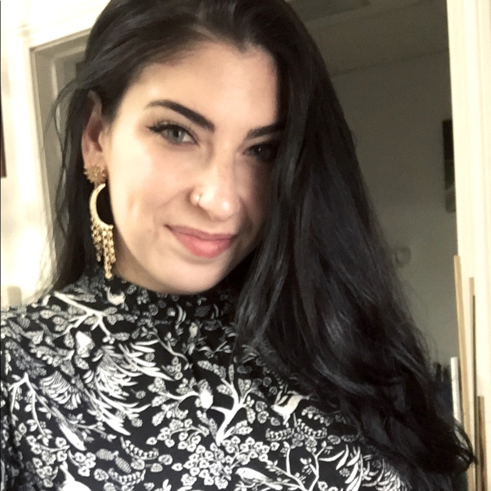 Meet your Posher, Julia